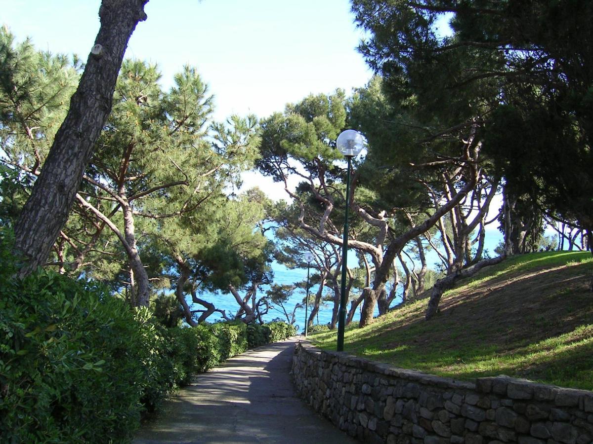 Old Town Lemon Charm Leilighet Bordighera Eksteriør bilde
